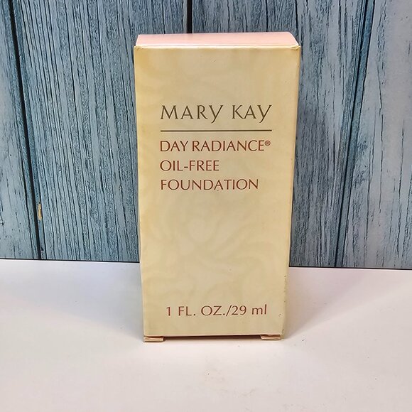 Mary Kay Day Radiance Oil-Free Foundation Rosepetal Ivory #6344 - NIB - OldStock - Picture 5 of 7